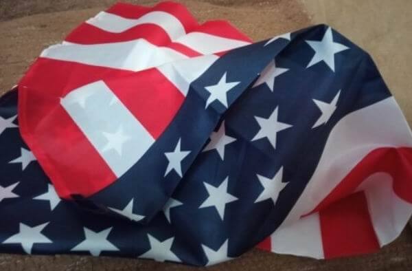 best material for garden flags